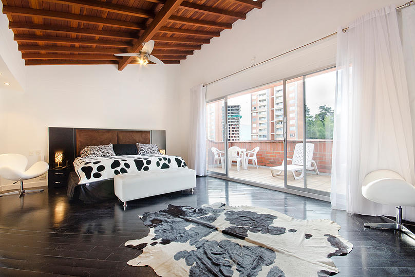 Alminar bedroom in apartment for sale Medellin