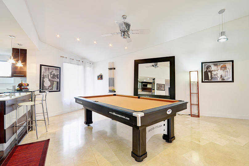 San Marino Pool table in Medellin apartment for rent