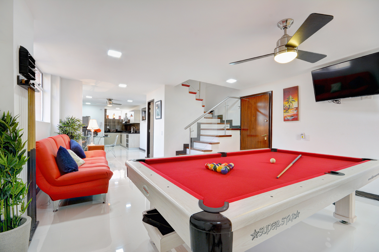 bachelor apartments in medellin